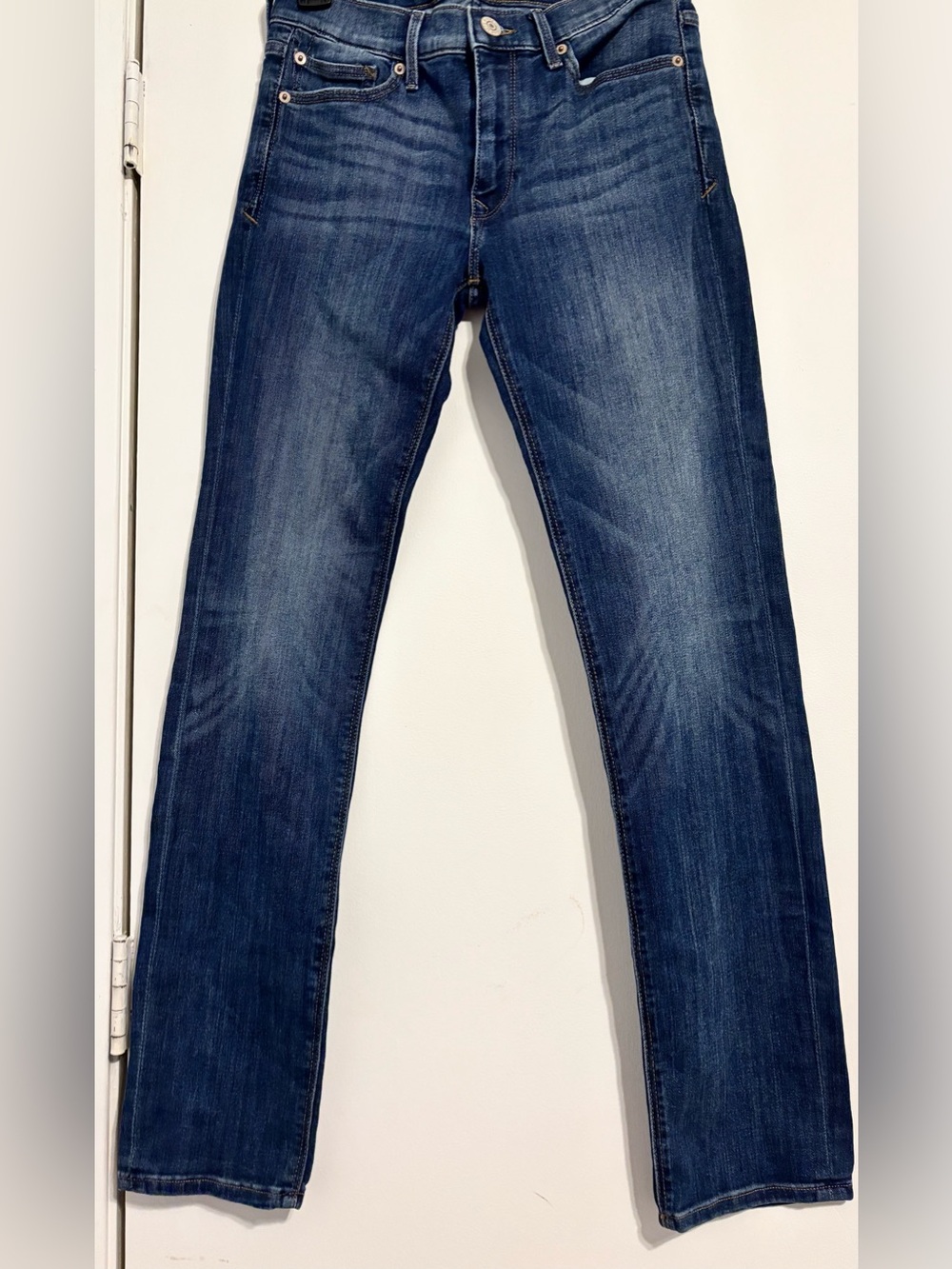 Express Women’s Skinny Jeans in Indigo Blue